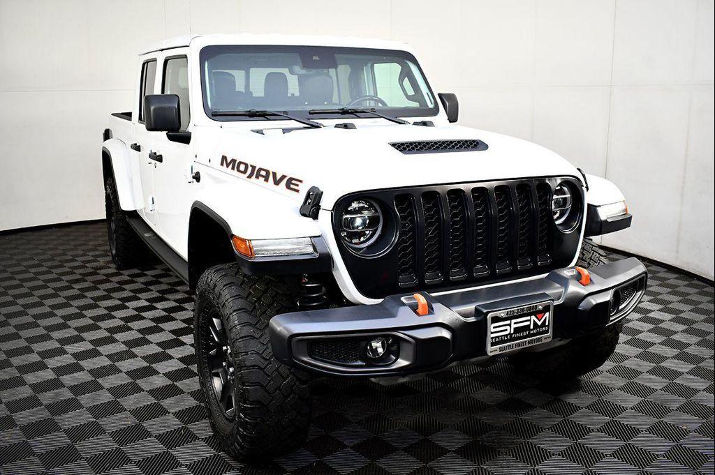 used 2020 Jeep Gladiator car, priced at $33,393