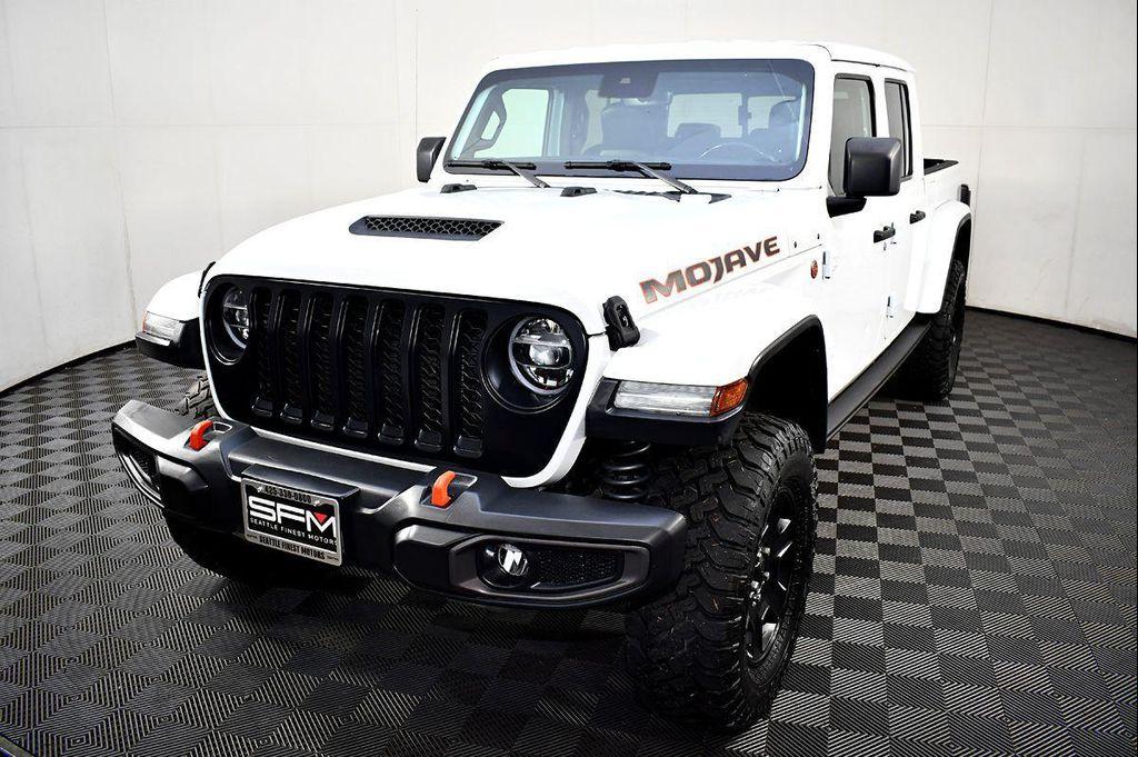 used 2020 Jeep Gladiator car, priced at $33,393