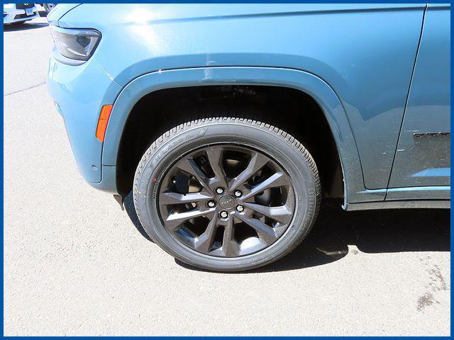 new 2026 Jeep Grand Cherokee car, priced at $47,538