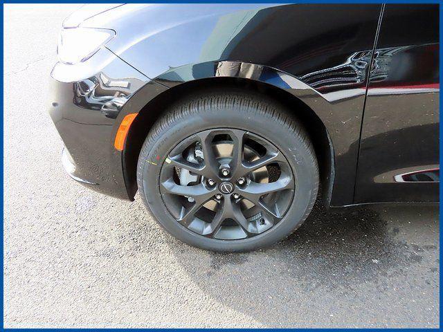 new 2026 Chrysler Pacifica car, priced at $44,888