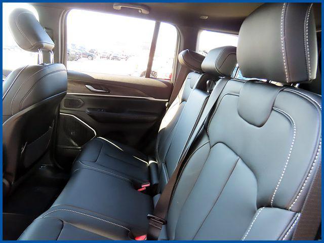 new 2026 Jeep Grand Cherokee car, priced at $45,280