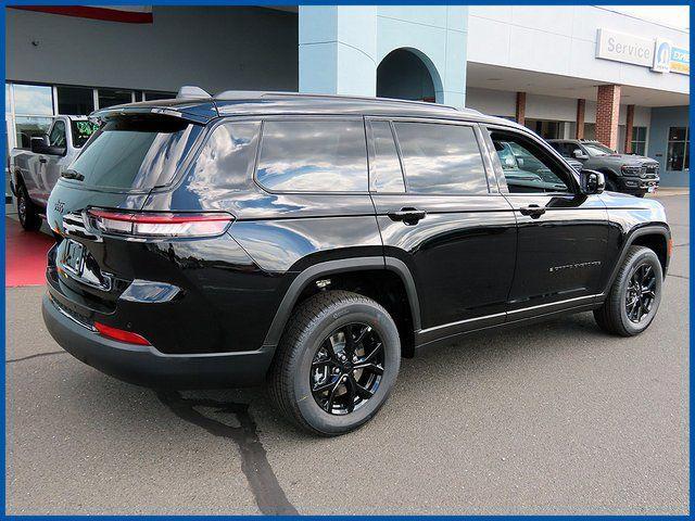 new 2025 Jeep Grand Cherokee L car, priced at $40,651