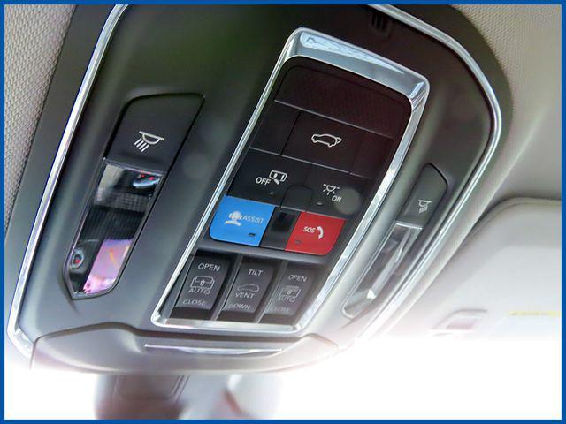 used 2023 Jeep Grand Cherokee L car, priced at $35,573