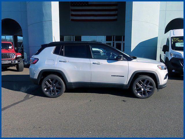 new 2026 Jeep Compass car, priced at $32,308