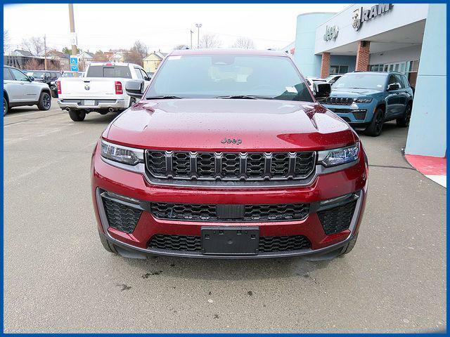 new 2026 Jeep Grand Cherokee car, priced at $43,344