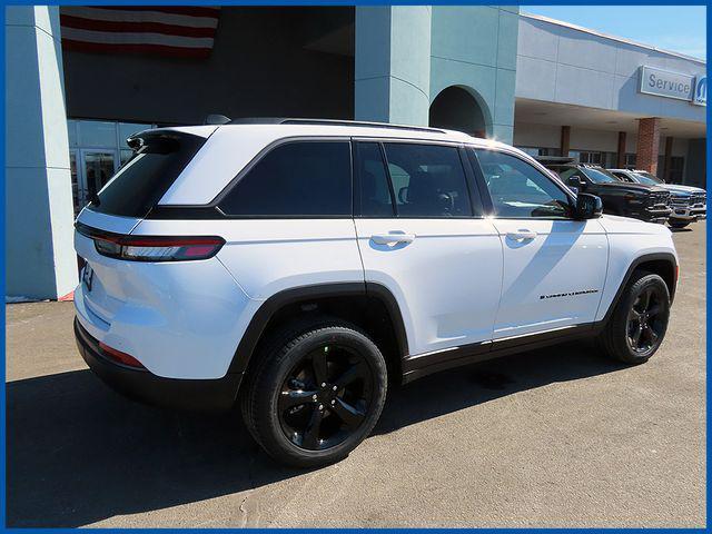 new 2026 Jeep Grand Cherokee car, priced at $47,485