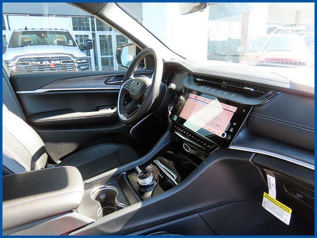 new 2026 Jeep Grand Cherokee car, priced at $47,485