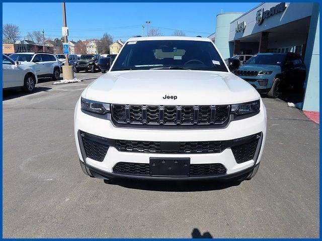 new 2026 Jeep Grand Cherokee car, priced at $47,485