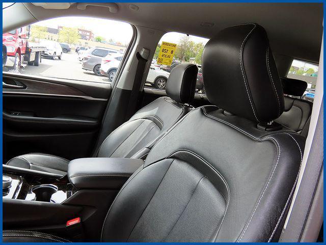 used 2023 Jeep Grand Cherokee L car, priced at $34,915