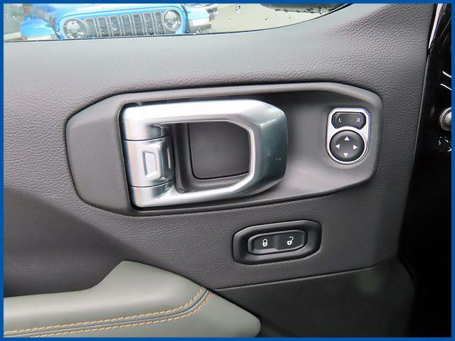 new 2026 Jeep Gladiator car, priced at $59,673