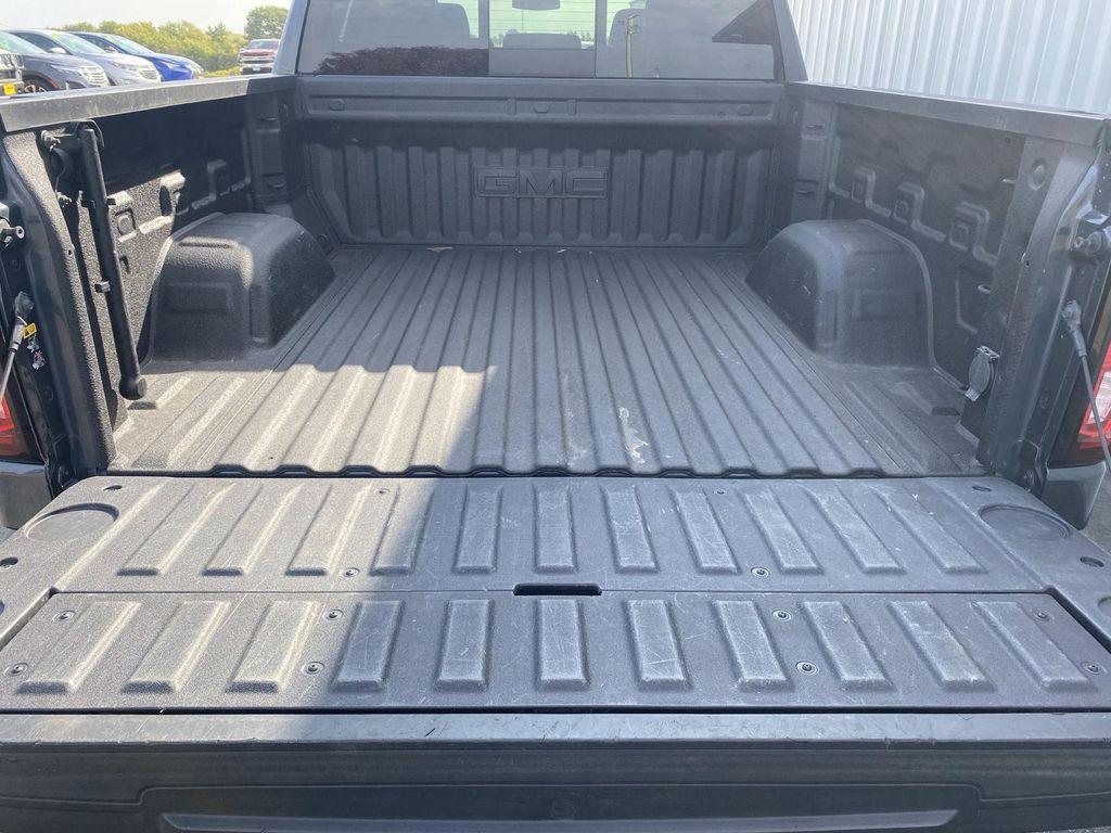 used 2021 GMC Sierra 1500 car, priced at $32,998