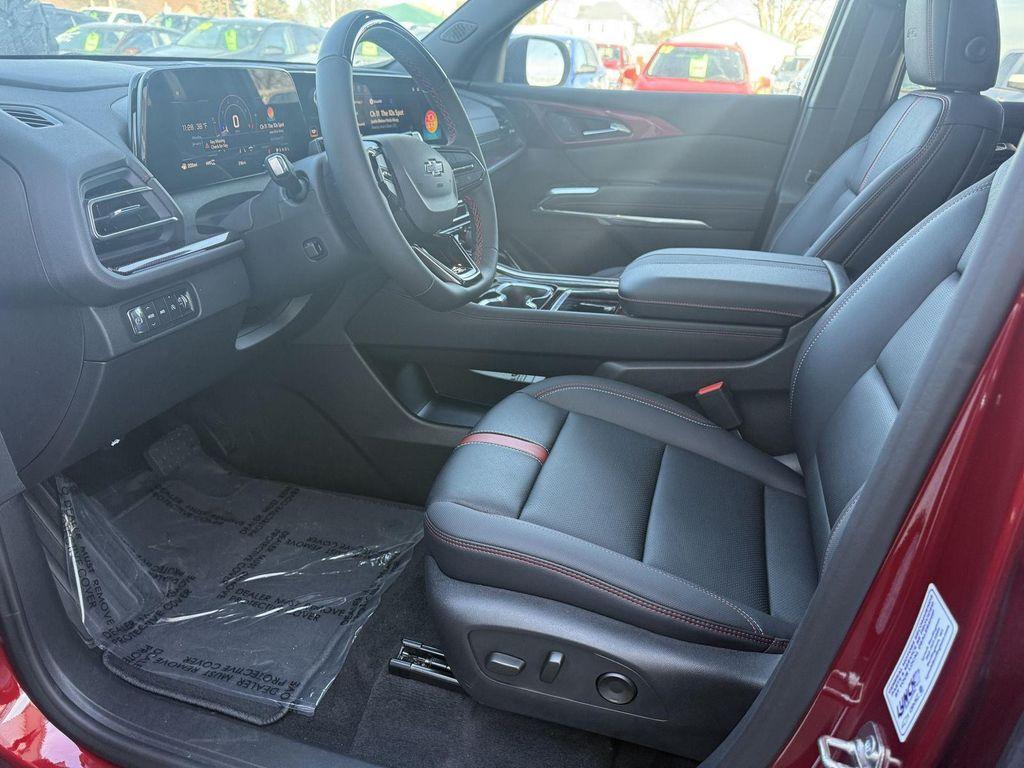 new 2026 Chevrolet Traverse car, priced at $61,589