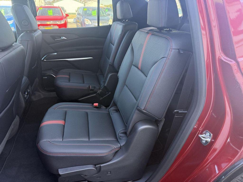 new 2026 Chevrolet Traverse car, priced at $61,589