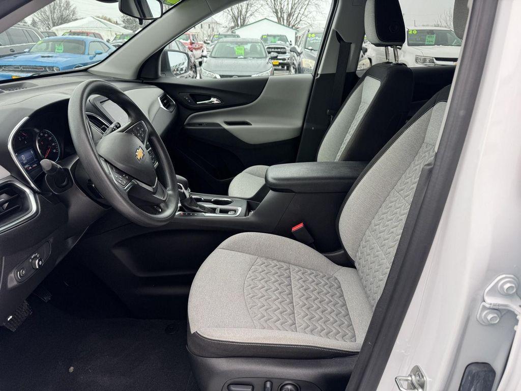 used 2024 Chevrolet Equinox car, priced at $17,990