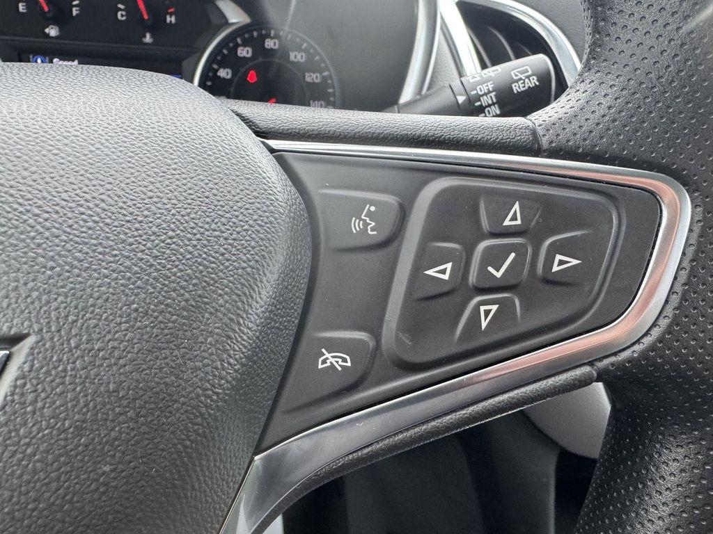 used 2024 Chevrolet Equinox car, priced at $17,990