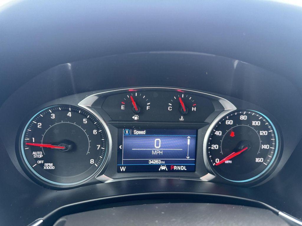 used 2024 Chevrolet Equinox car, priced at $17,990