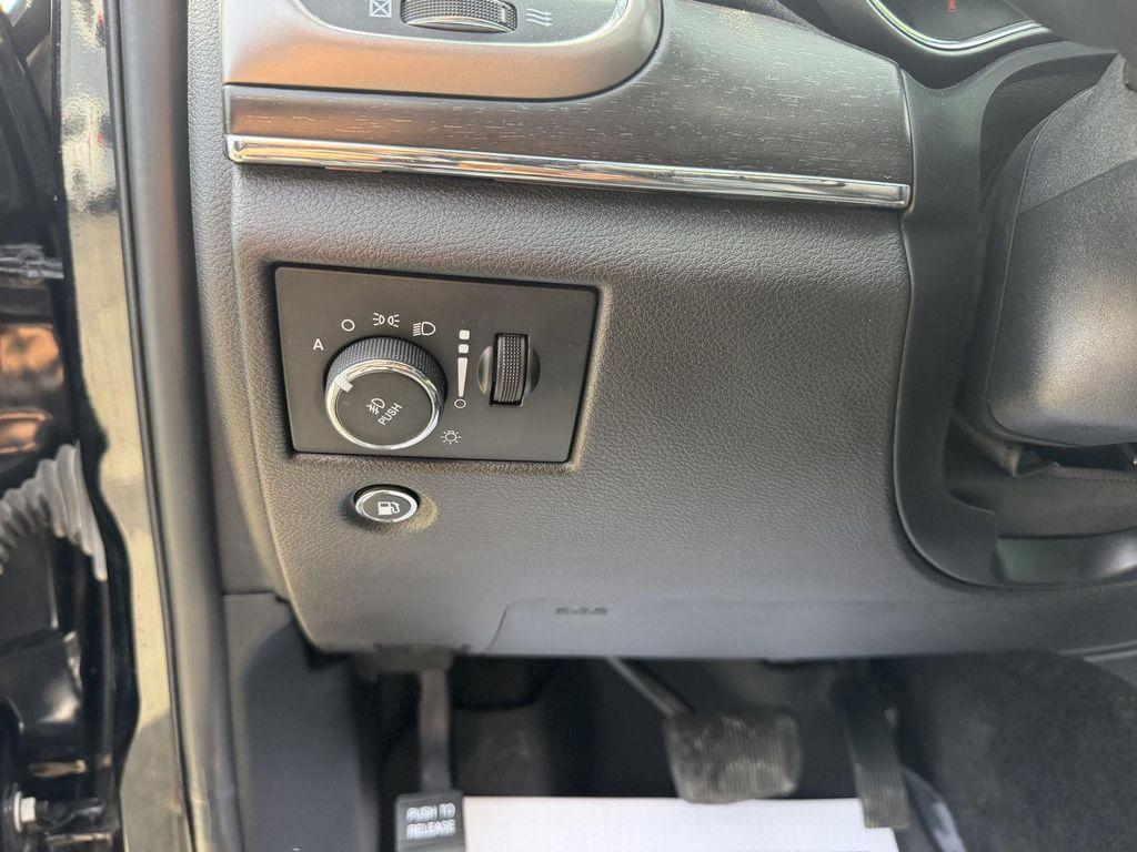 used 2018 Jeep Grand Cherokee car, priced at $12,999