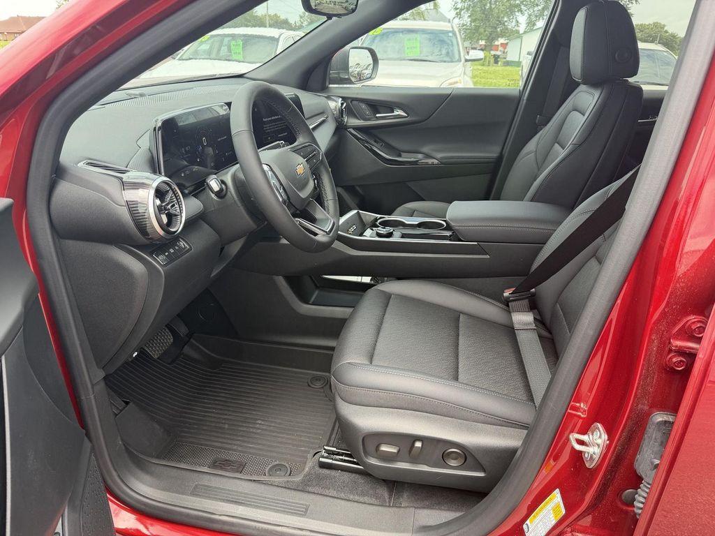 new 2026 Chevrolet Equinox car, priced at $36,710