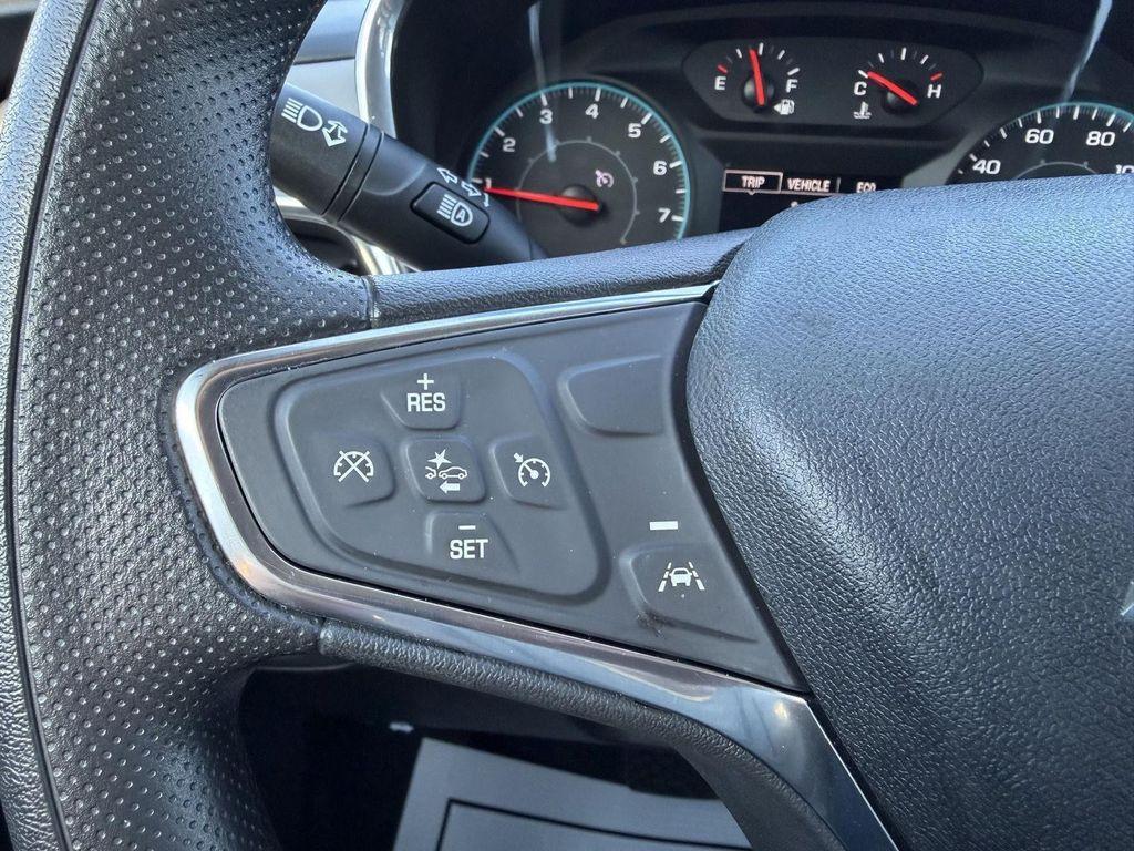 used 2021 Chevrolet Equinox car, priced at $18,999