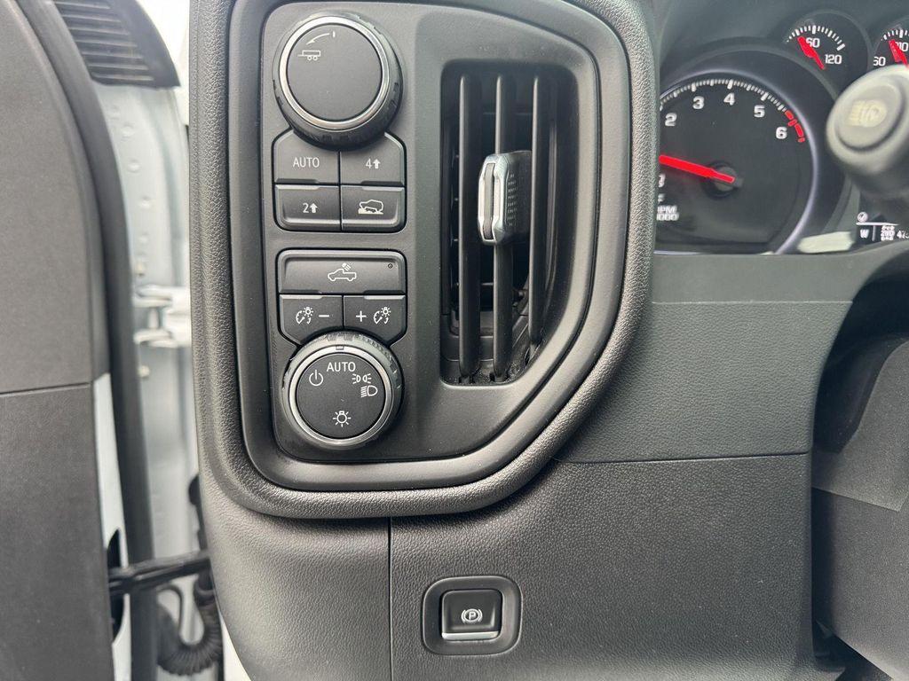 used 2024 Chevrolet Silverado 1500 car, priced at $28,543