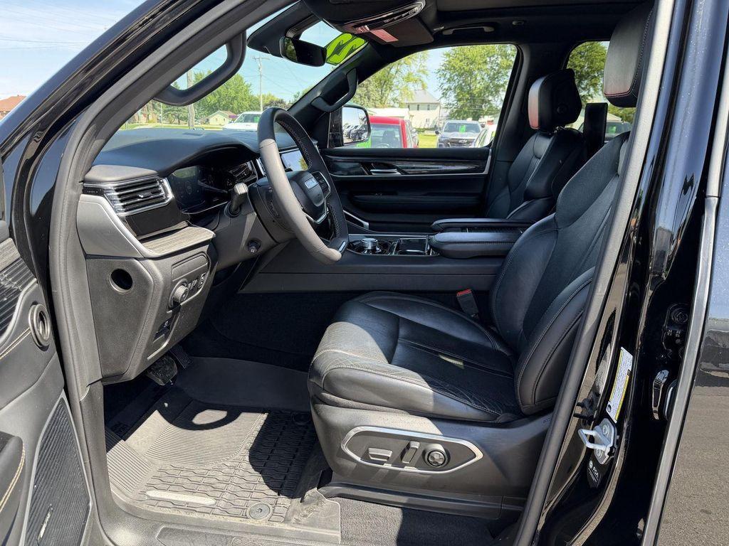 used 2022 Jeep Wagoneer car, priced at $37,655