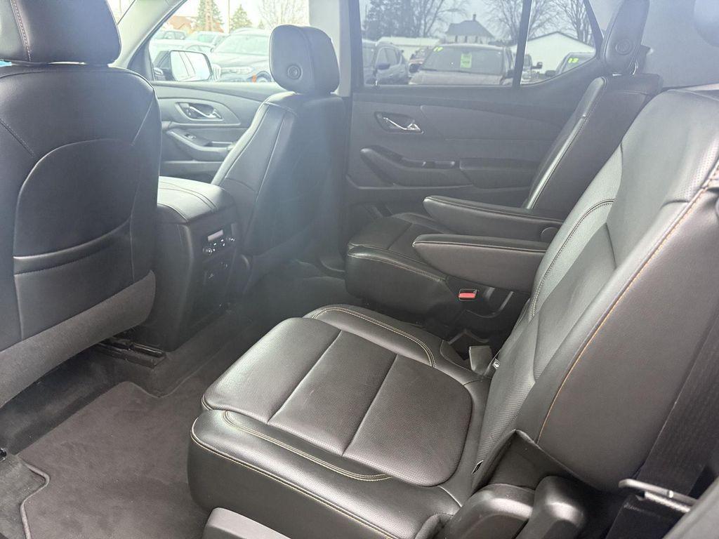 used 2018 Chevrolet Traverse car, priced at $17,900