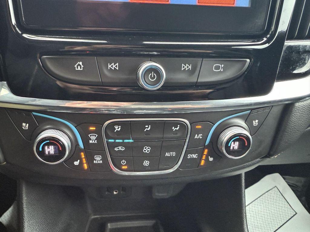 used 2018 Chevrolet Traverse car, priced at $17,900