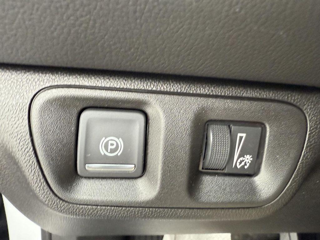 used 2023 GMC Acadia car, priced at $29,845