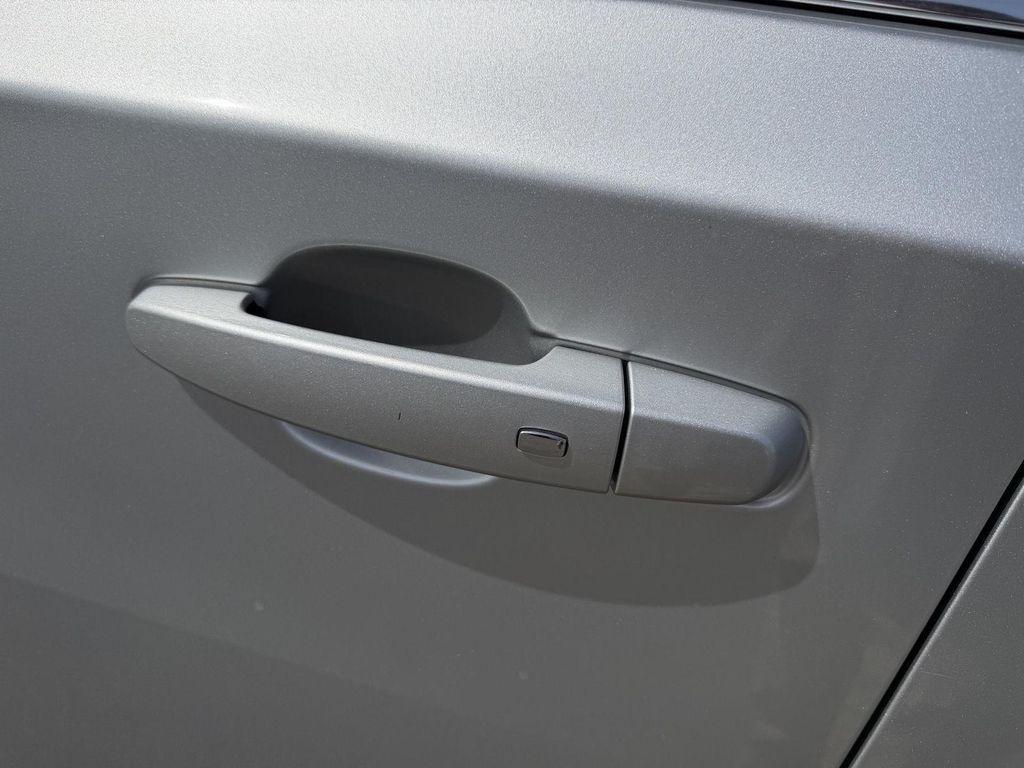 used 2019 Chevrolet Traverse car, priced at $16,559