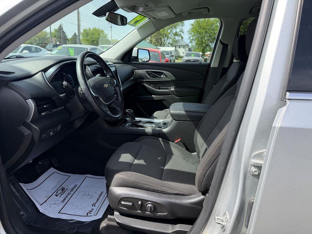 used 2019 Chevrolet Traverse car, priced at $16,559
