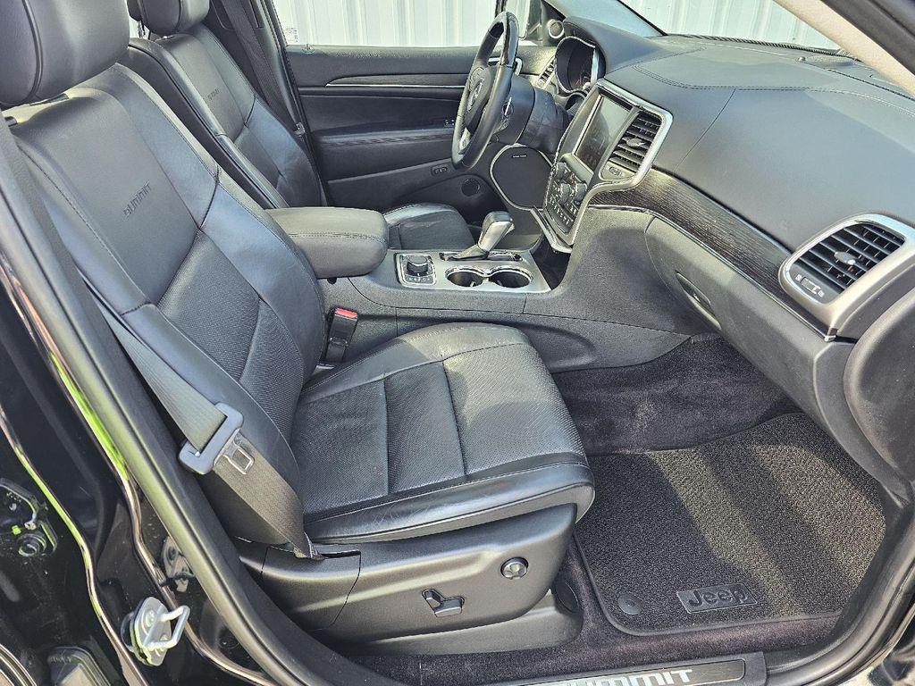 used 2017 Jeep Grand Cherokee car, priced at $19,895