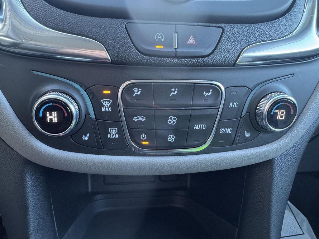 used 2022 Chevrolet Equinox car, priced at $15,824