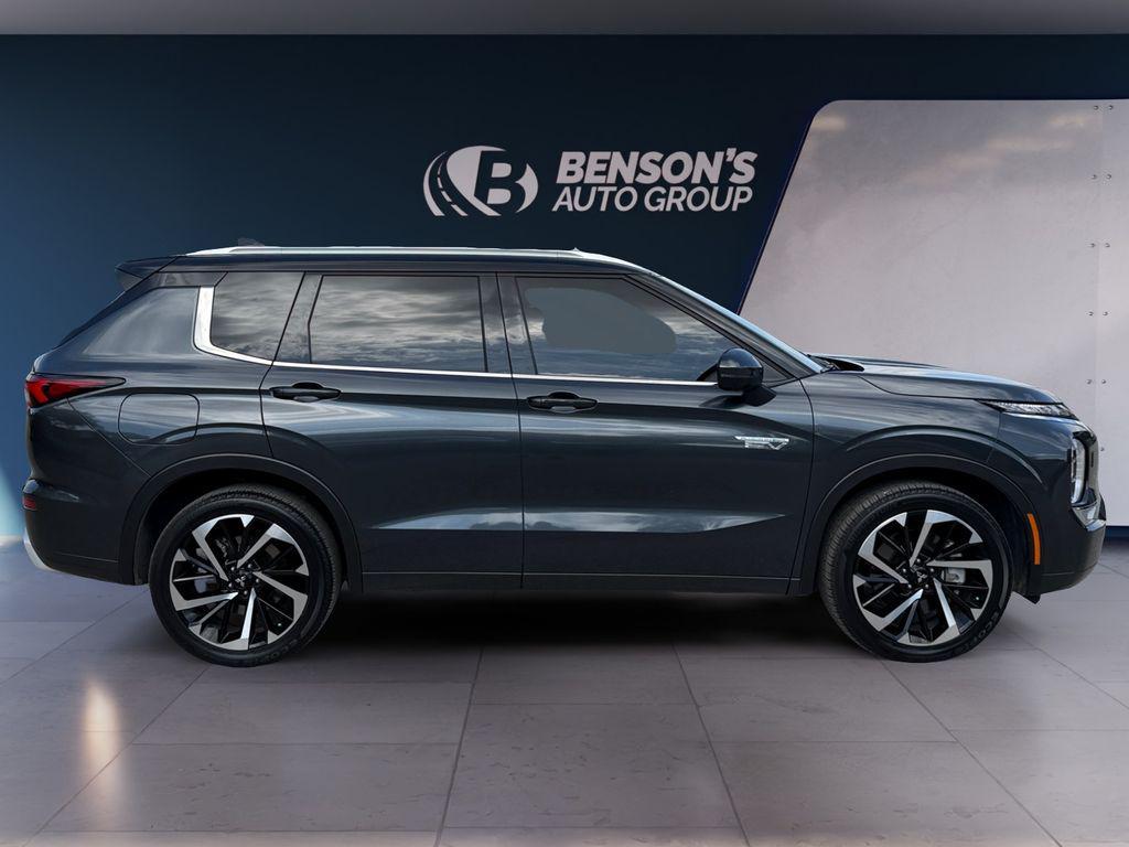 used 2025 Mitsubishi Outlander PHEV car, priced at $37,658