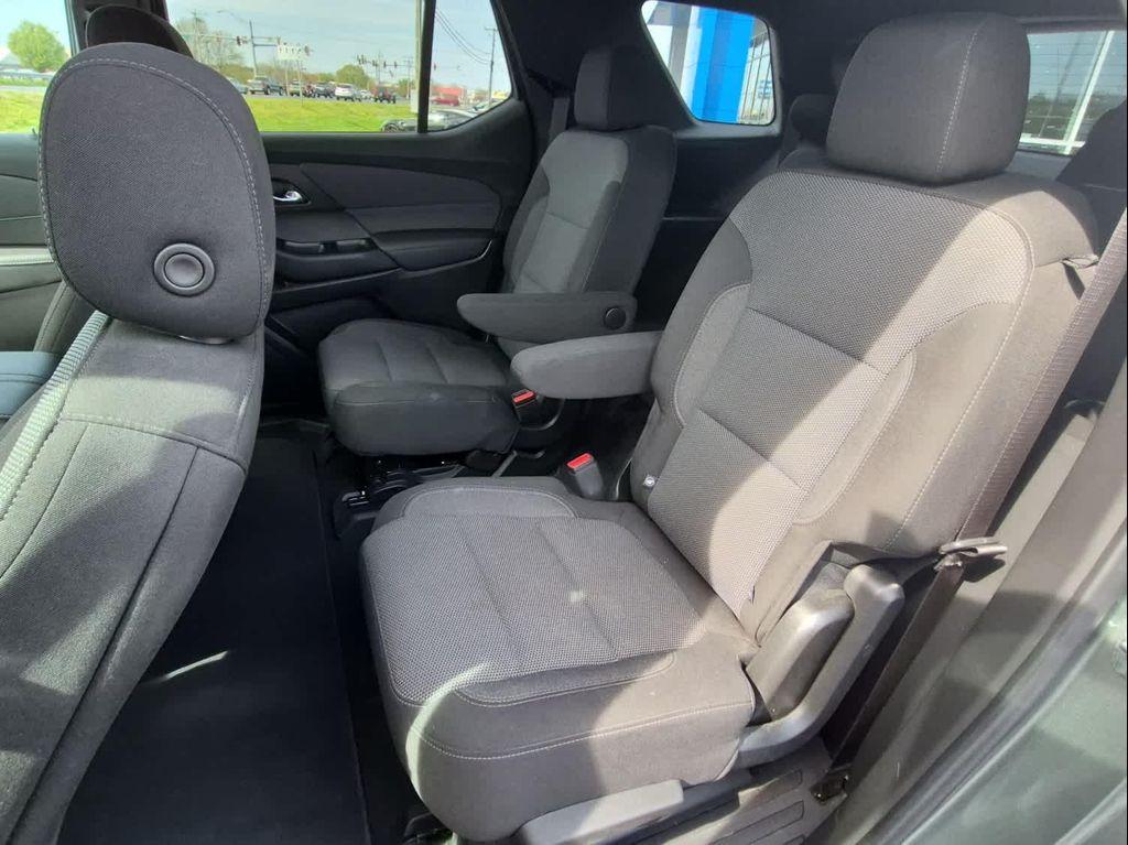 used 2023 Chevrolet Traverse car, priced at $25,659
