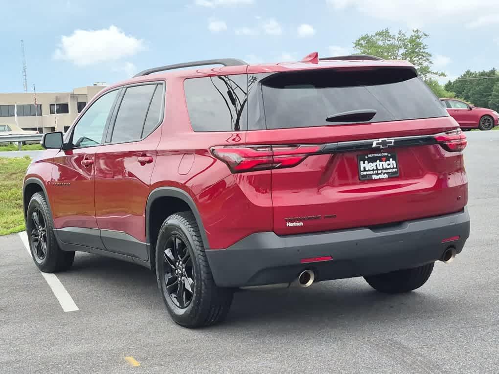 used 2022 Chevrolet Traverse car, priced at $26,384