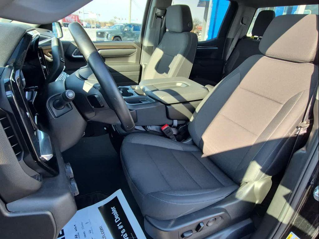 used 2025 Chevrolet Silverado 1500 car, priced at $43,402