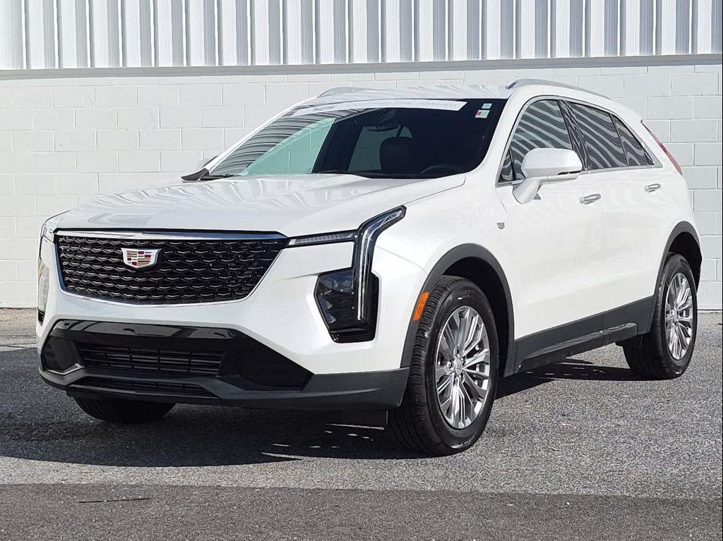 used 2024 Cadillac XT4 car, priced at $35,502