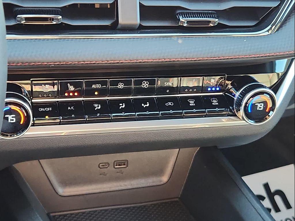 new 2026 Chevrolet Equinox car, priced at $36,840