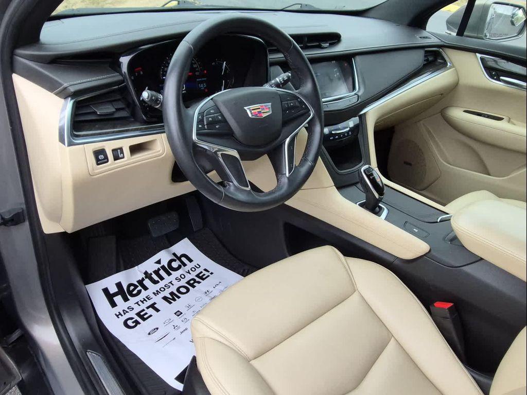 used 2017 Cadillac XT5 car, priced at $14,797