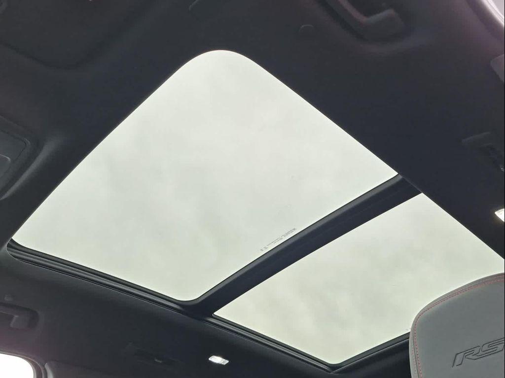 new 2026 Chevrolet Traverse car, priced at $58,290