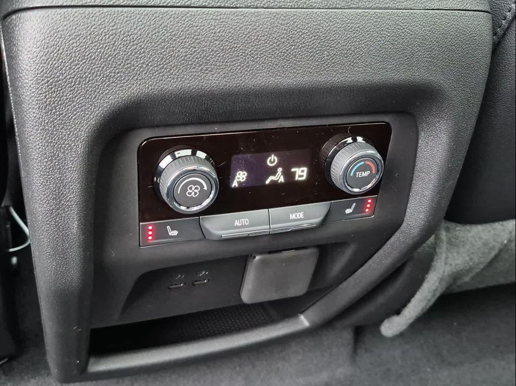 new 2026 Chevrolet Traverse car, priced at $58,290