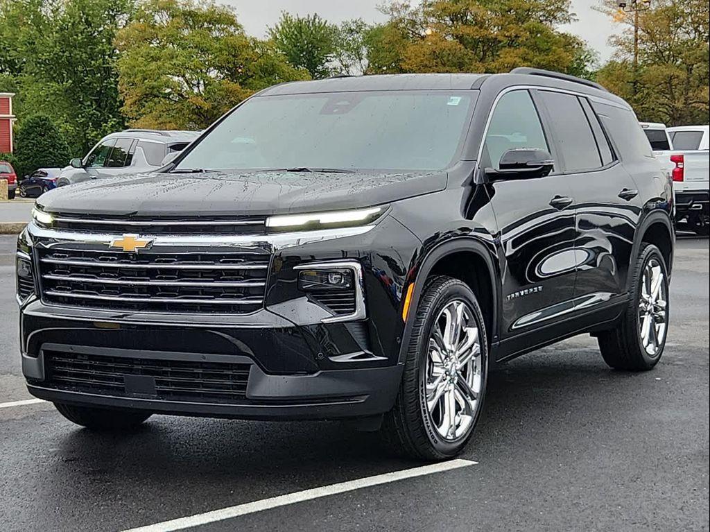 new 2026 Chevrolet Traverse car, priced at $50,805
