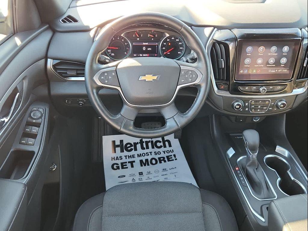 used 2023 Chevrolet Traverse car, priced at $32,211