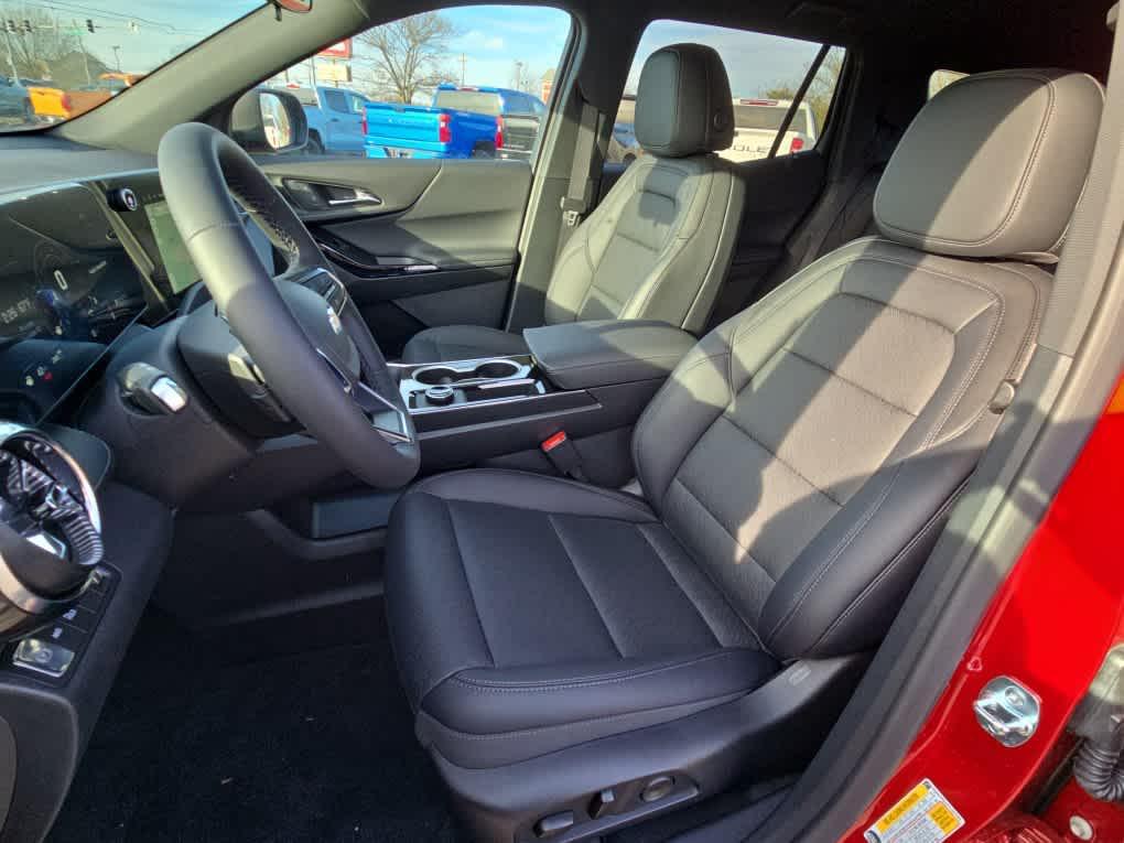 new 2026 Chevrolet Equinox car, priced at $34,305