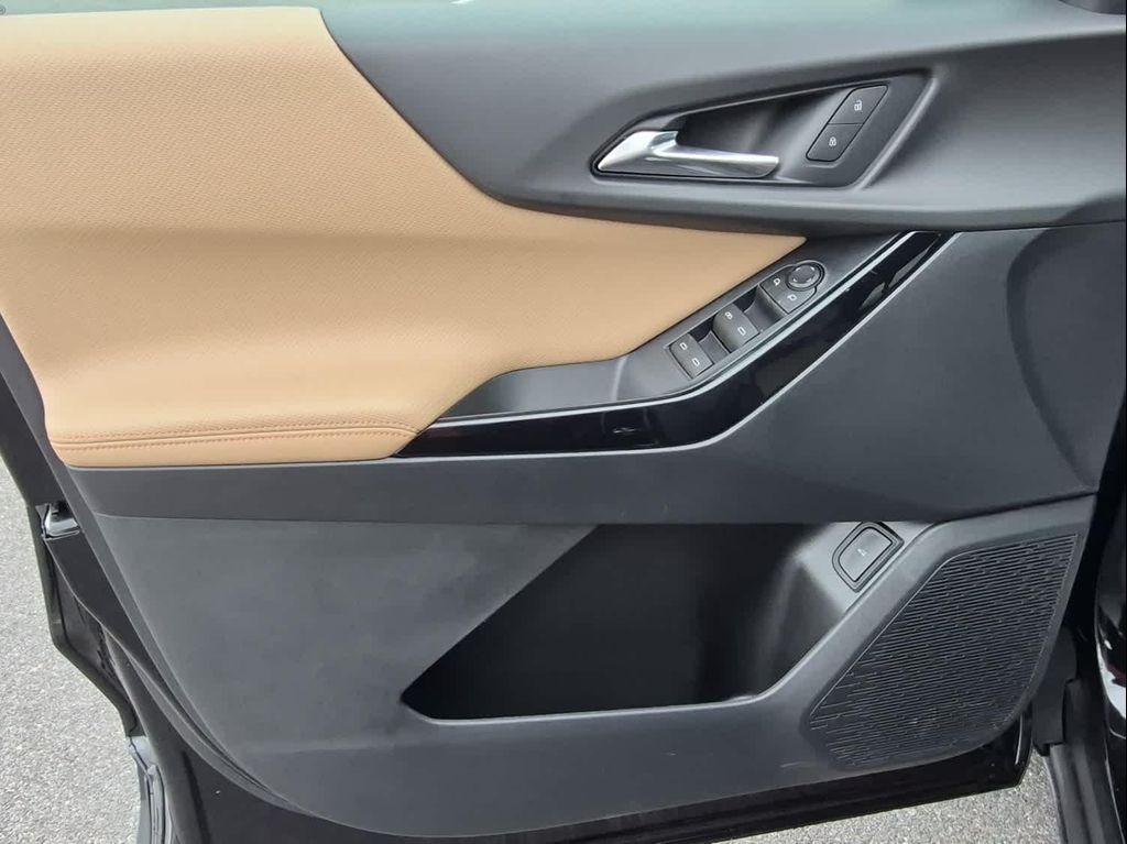 new 2026 Chevrolet Equinox car, priced at $36,595