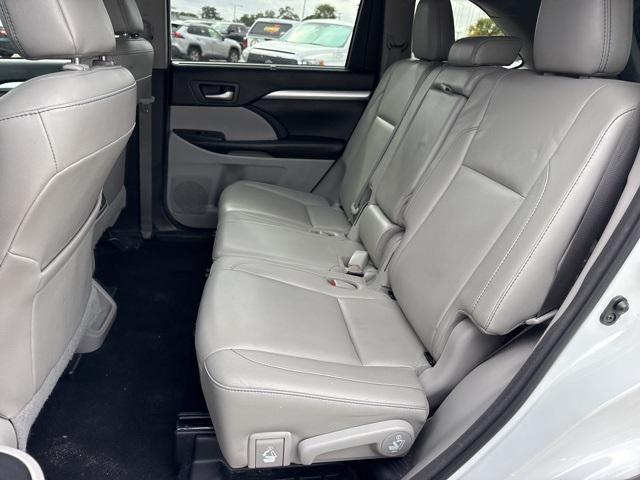 used 2018 Toyota Highlander car, priced at $24,588