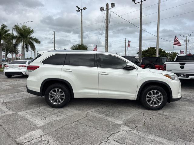 used 2018 Toyota Highlander car, priced at $24,588