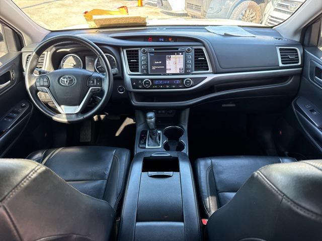 used 2018 Toyota Highlander car, priced at $23,688