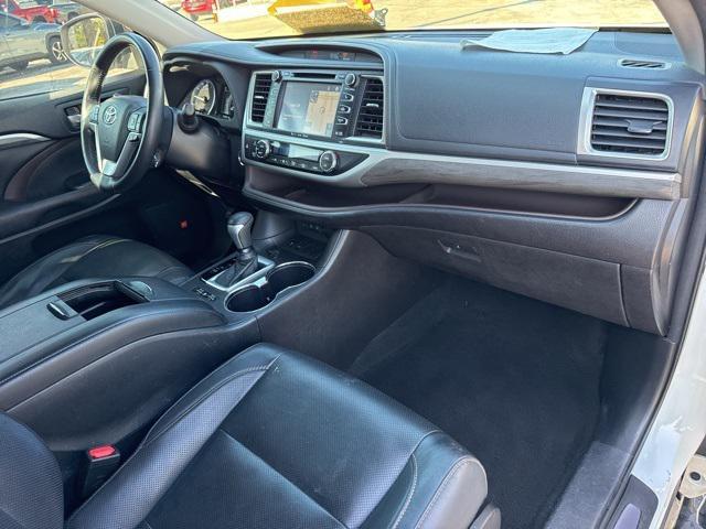 used 2018 Toyota Highlander car, priced at $23,688