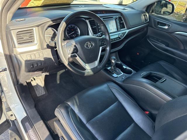 used 2018 Toyota Highlander car, priced at $23,688